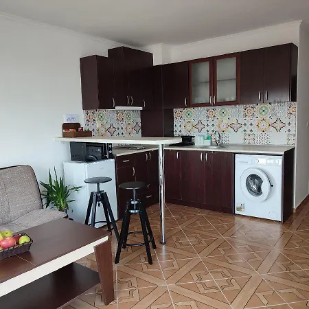 Appartamento 1 Bedroom In Next To The Bulgarian Seashore *